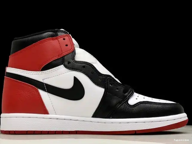HYPE 1 Retro Black Toe Air Jordan 555088-125 0527